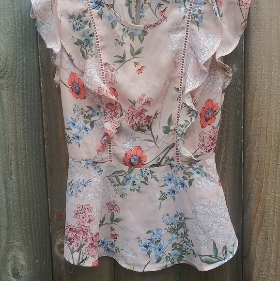 Floral blouse - Picture 3 of 5